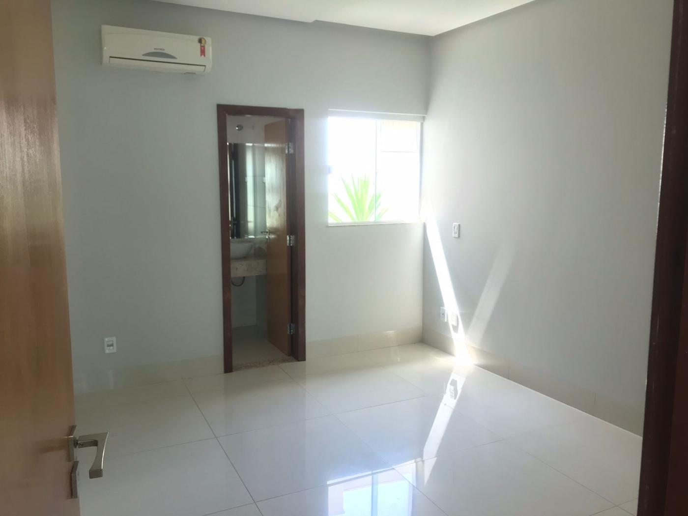 Casa de Condomínio à venda com 3 quartos, 650m² - Foto 9