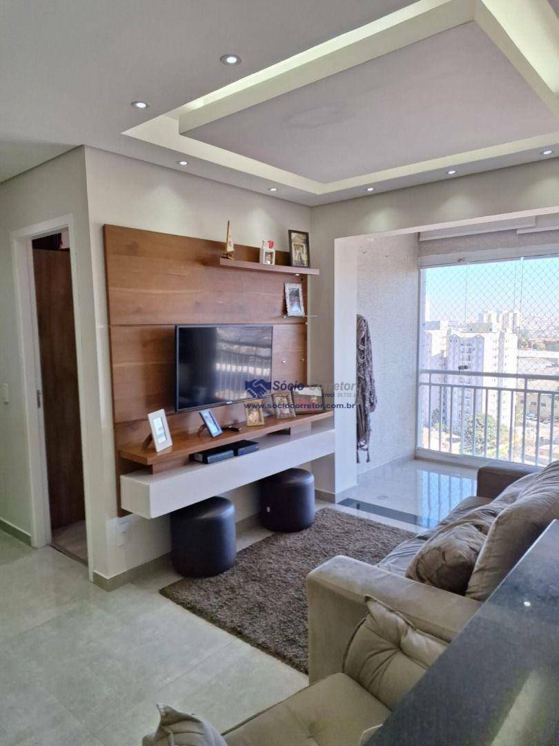 Apartamento à venda com 2 quartos, 62m² - Foto 4