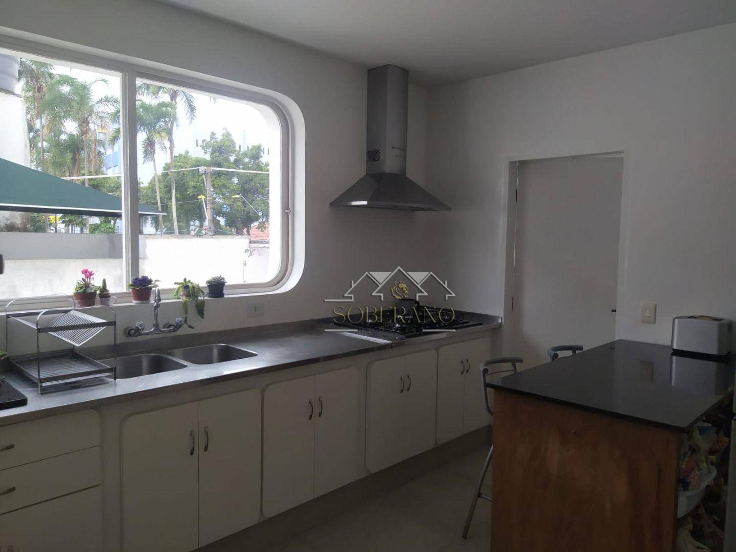 Apartamento à venda com 4 quartos, 192m² - Foto 7