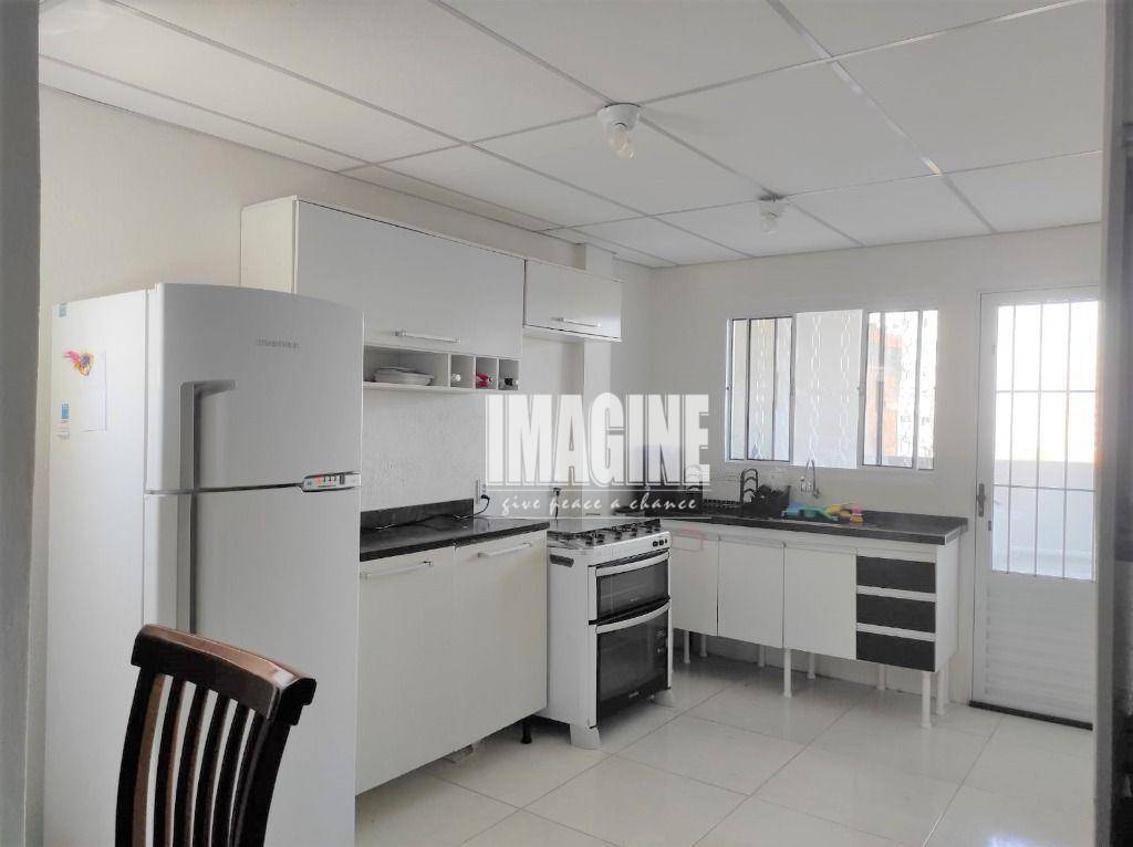 Sobrado à venda com 3 quartos, 246m² - Foto 5