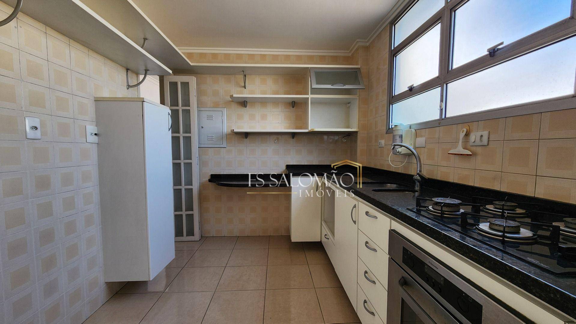 Apartamento à venda com 3 quartos, 87m² - Foto 12