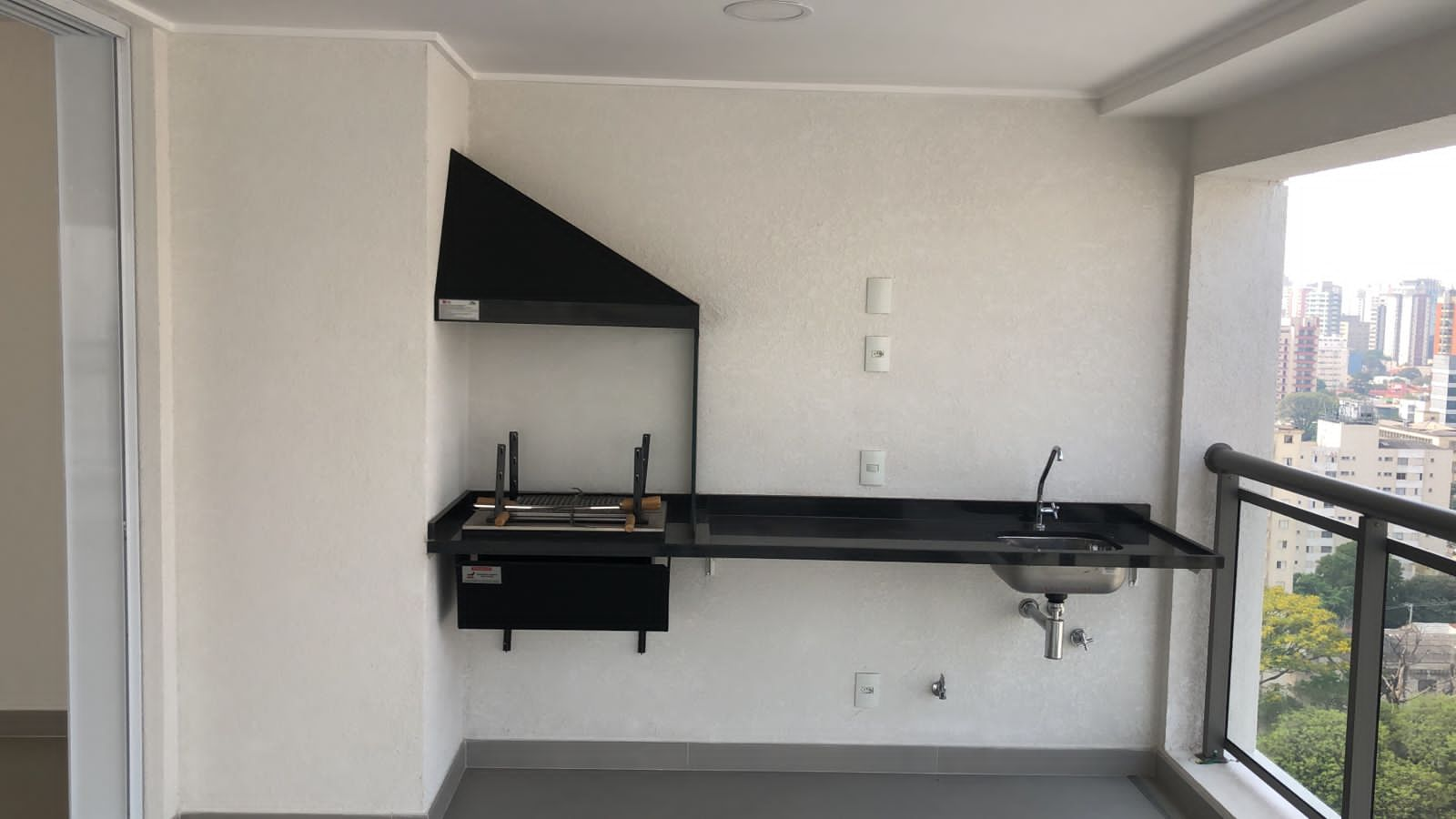 Apartamento à venda com 3 quartos, 170m² - Foto 5