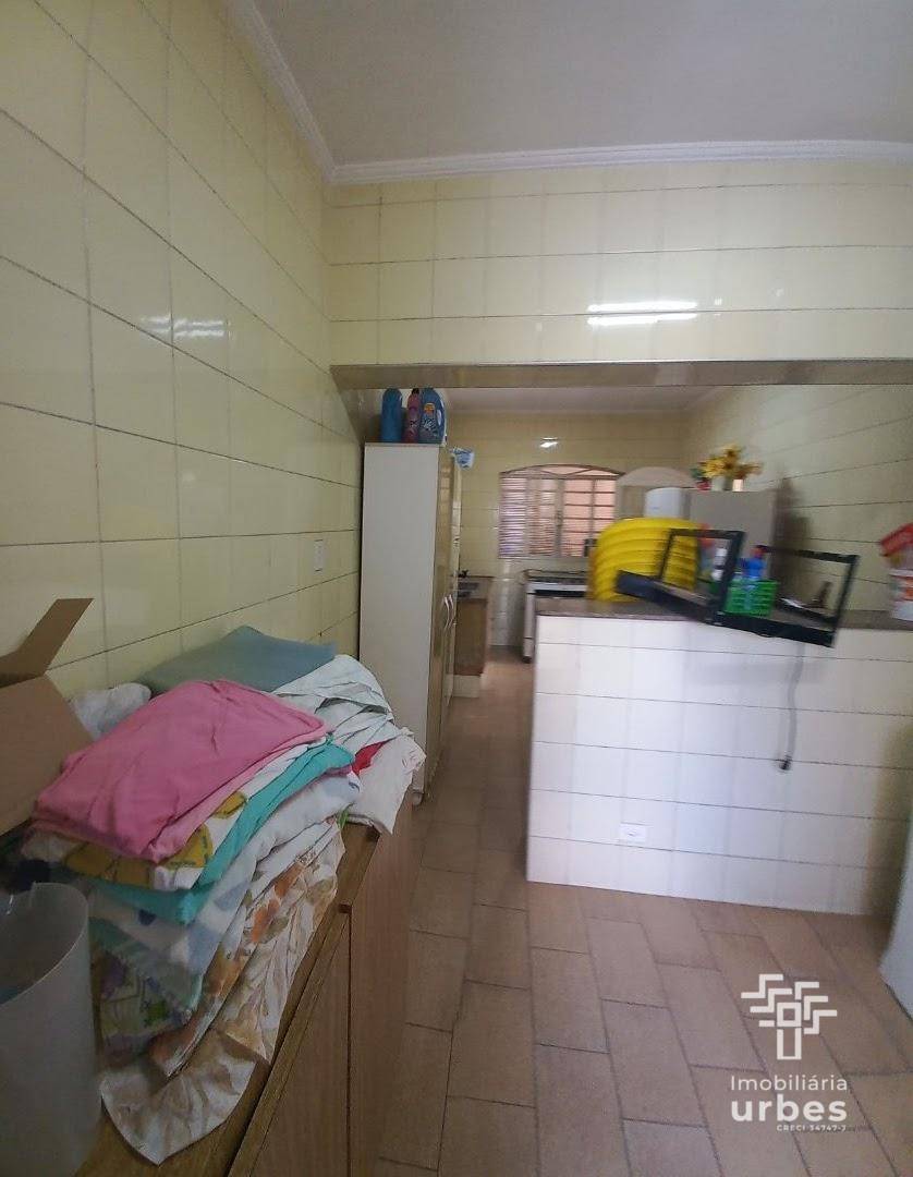 Casa à venda com 3 quartos, 293m² - Foto 29