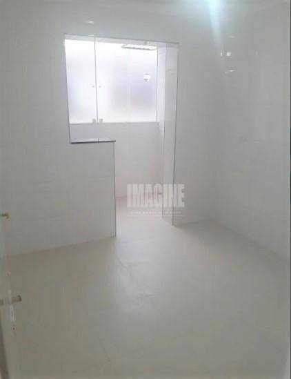 Apartamento à venda com 2 quartos, 52m² - Foto 2