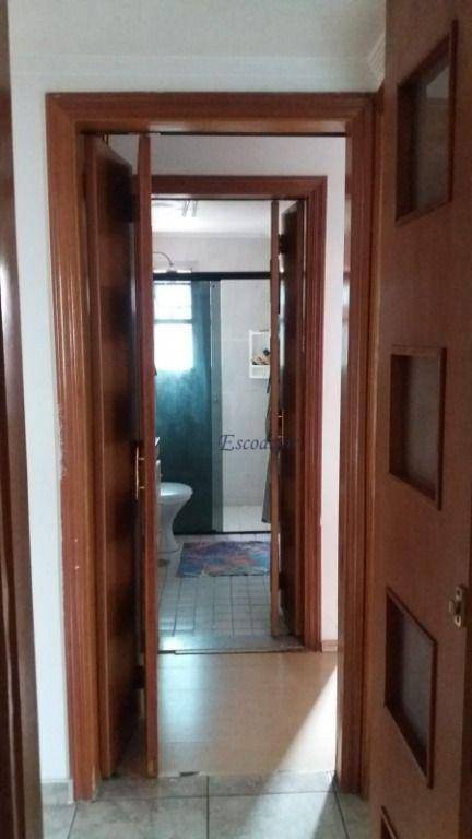 Apartamento à venda com 3 quartos, 98m² - Foto 9