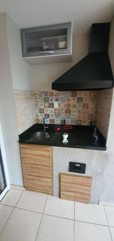 Apartamento à venda com 2 quartos, 70m² - Foto 11