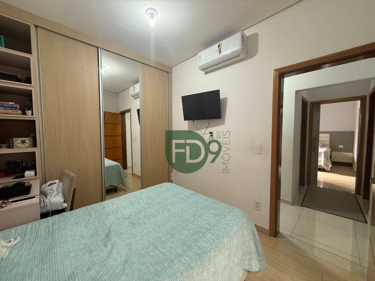 Casa à venda com 3 quartos, 225m² - Foto 52