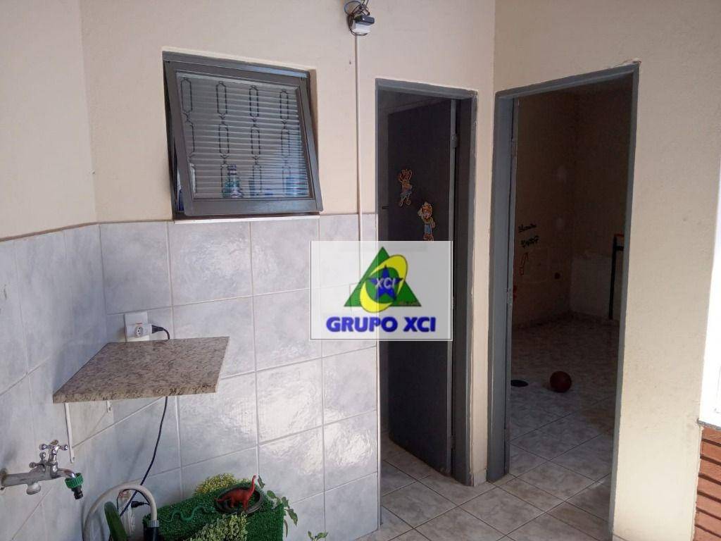 Casa à venda com 3 quartos, 118m² - Foto 31