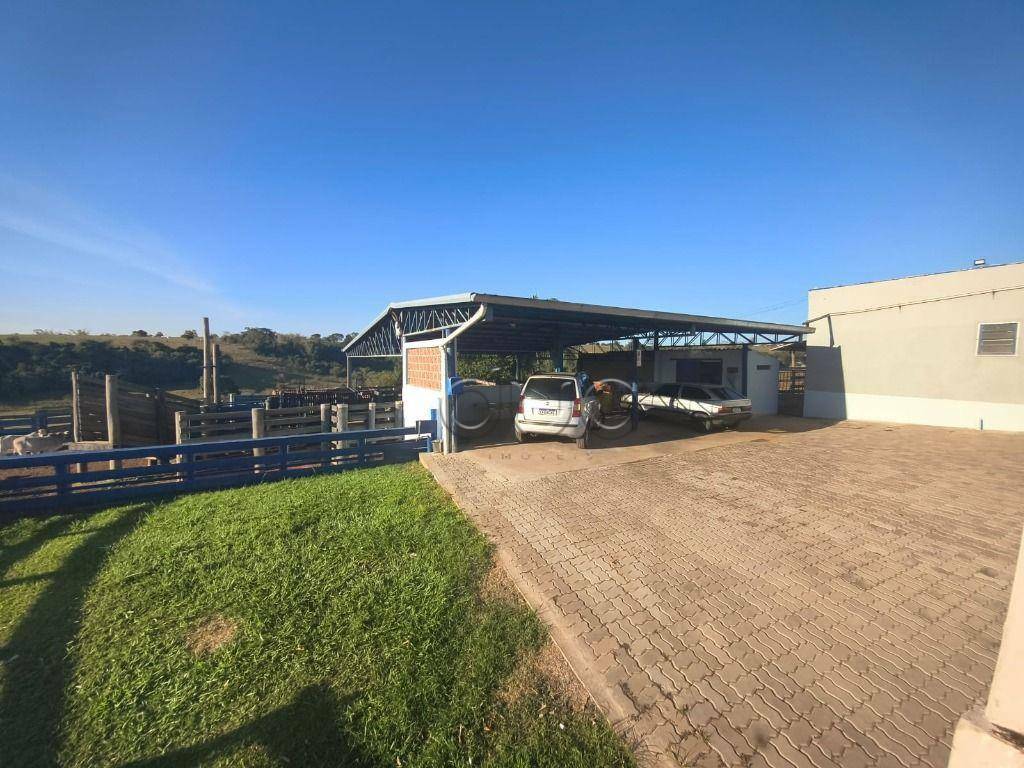 Sítio para alugar com 3 quartos, 330m² - Foto 33
