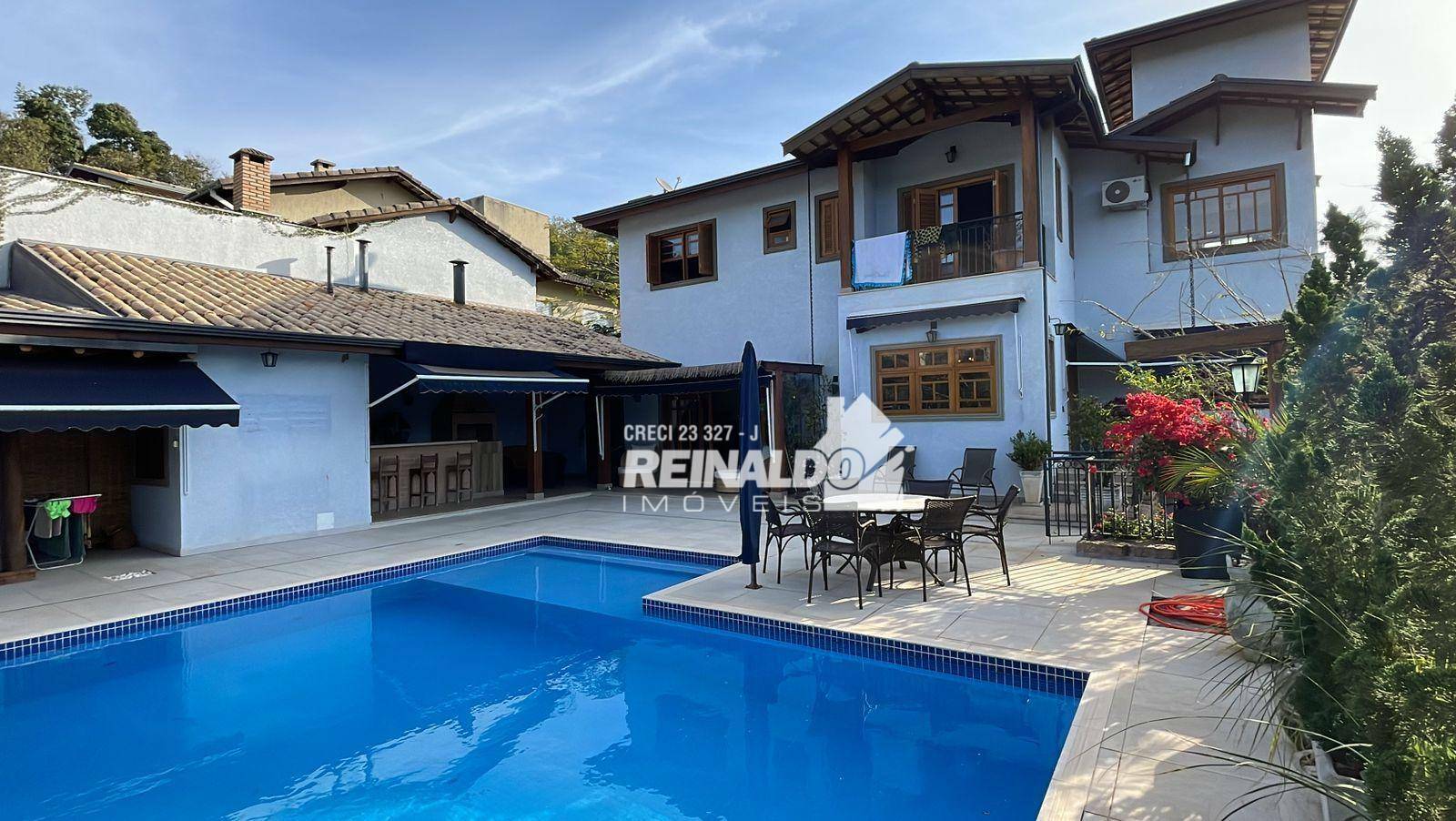 Casa de Condomínio à venda com 3 quartos, 360m² - Foto 1