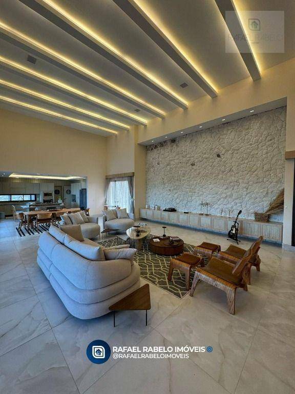 Casa de Condomínio à venda com 4 quartos, 640m² - Foto 3