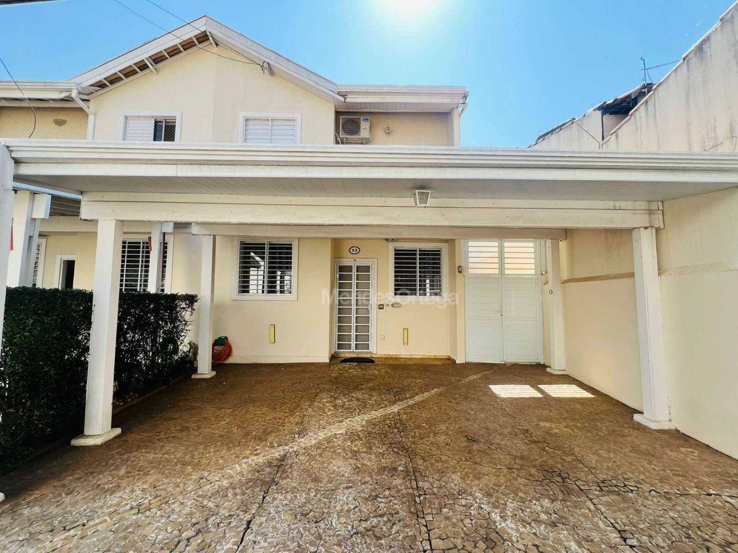 Casa de Condomínio à venda com 4 quartos, 200m² - Foto 1