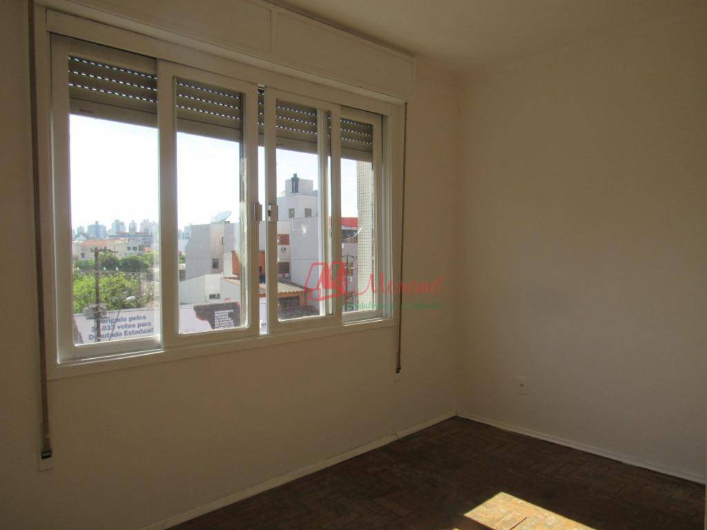 Apartamento para alugar com 3 quartos, 75m² - Foto 11