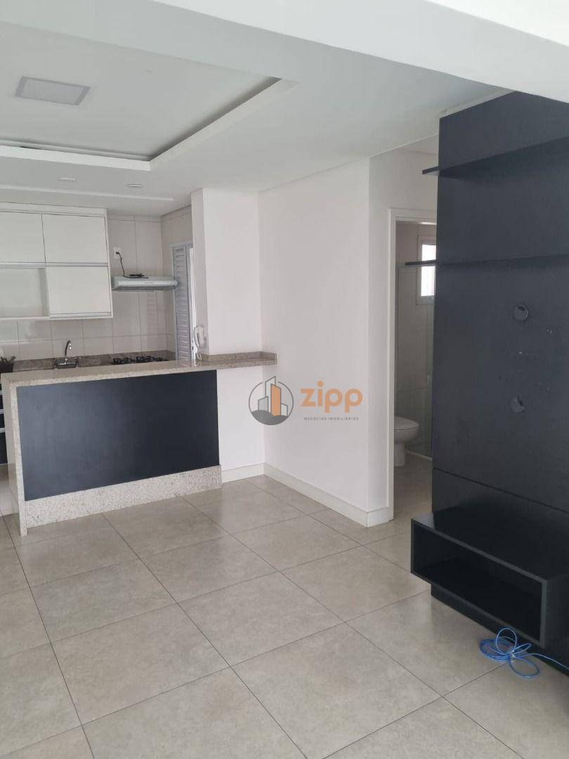 Apartamento para alugar com 2 quartos, 64m² - Foto 25