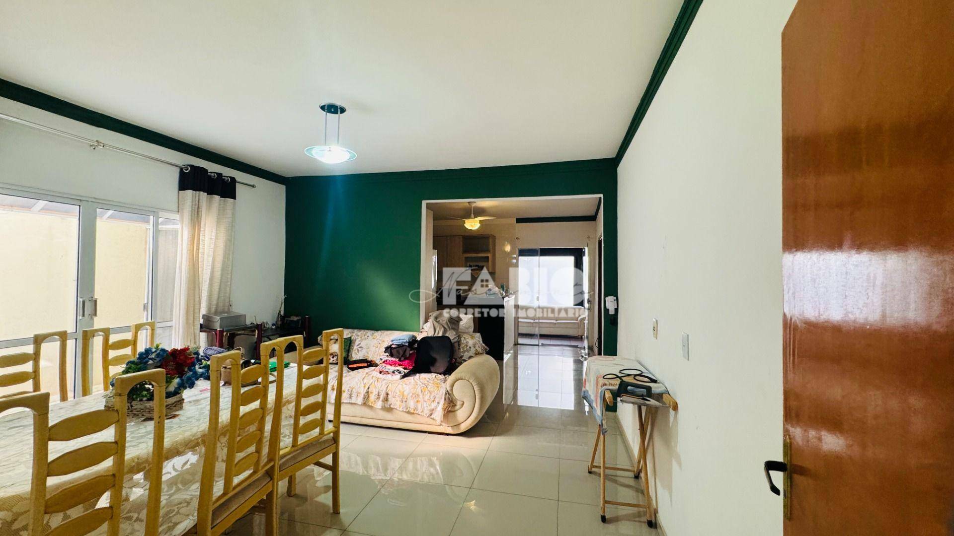 Casa à venda com 3 quartos, 250m² - Foto 10