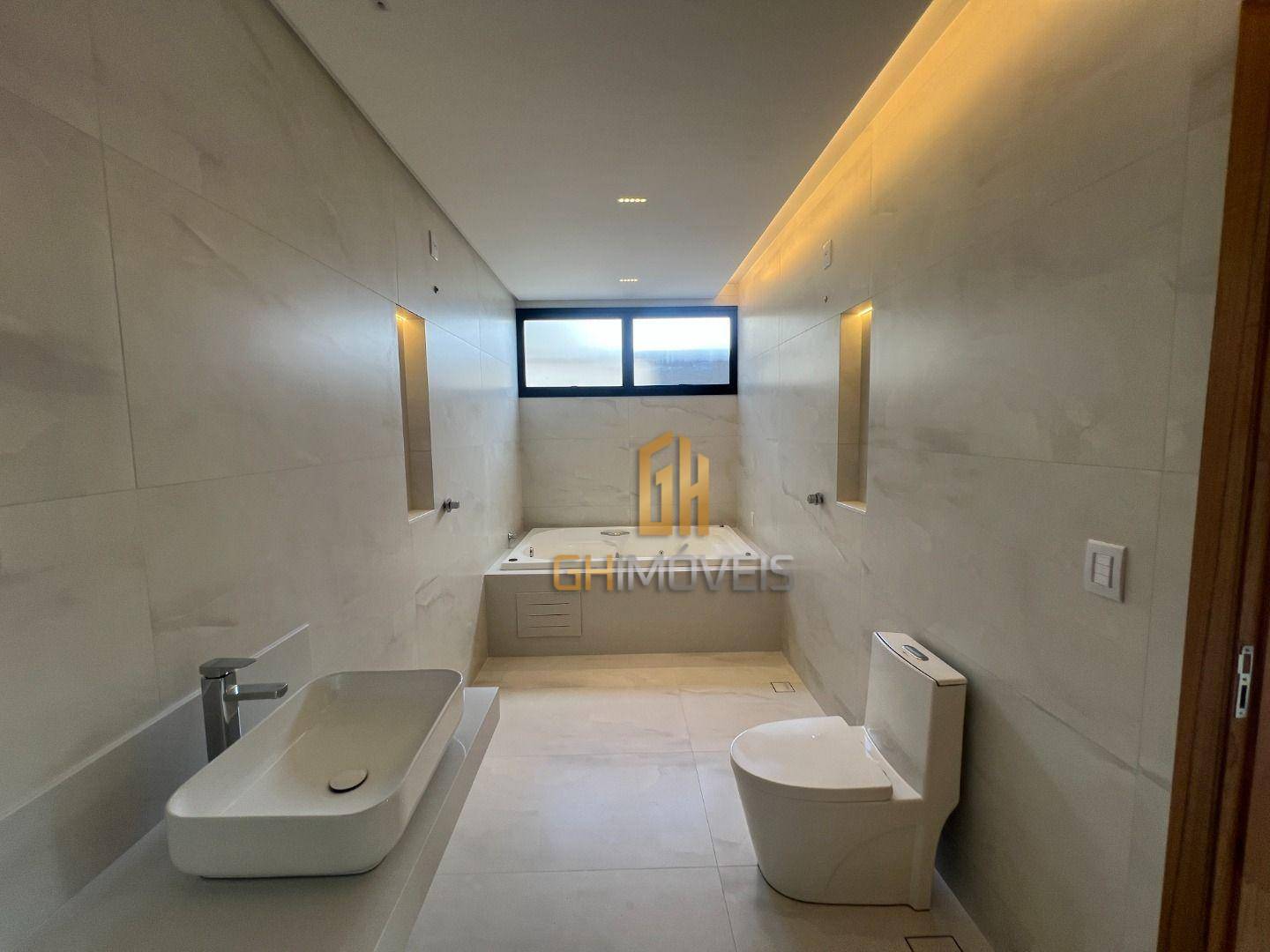 Sobrado à venda com 4 quartos, 276m² - Foto 37