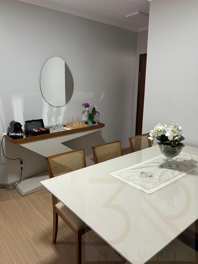 Apartamento à venda com 3 quartos, 93m² - Foto 5