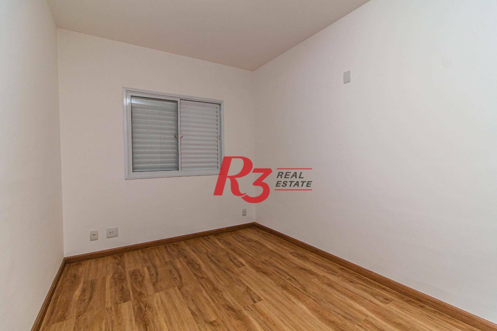 Apartamento para alugar com 3 quartos, 150m² - Foto 17