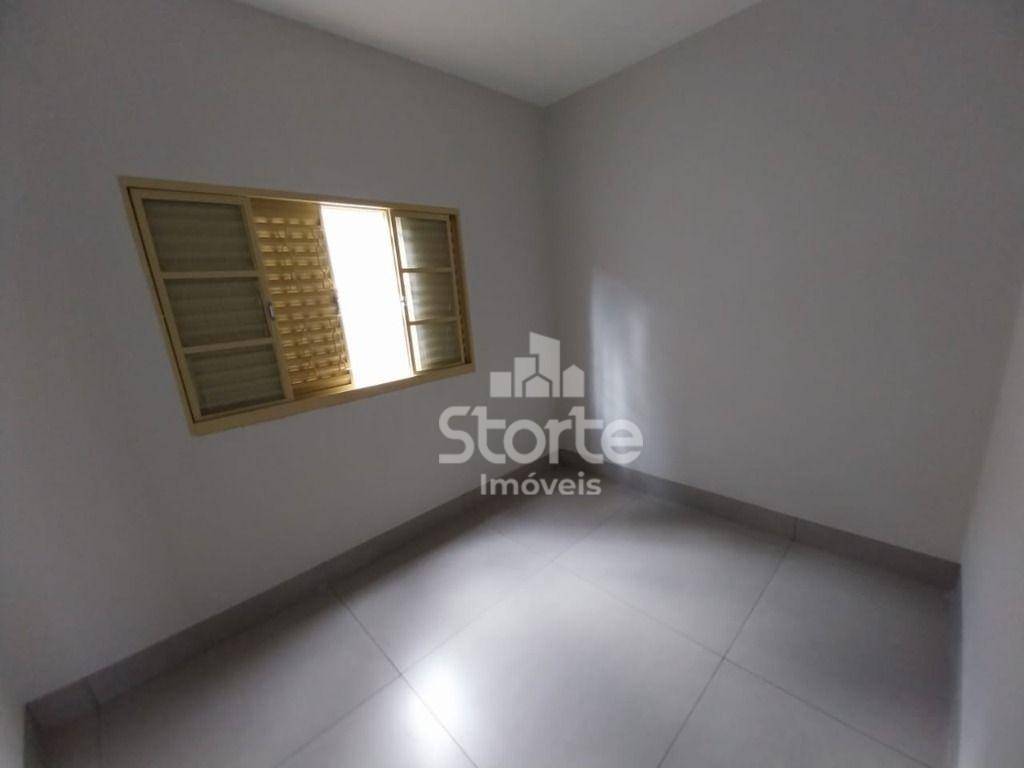 Casa para alugar com 3 quartos, 120m² - Foto 7