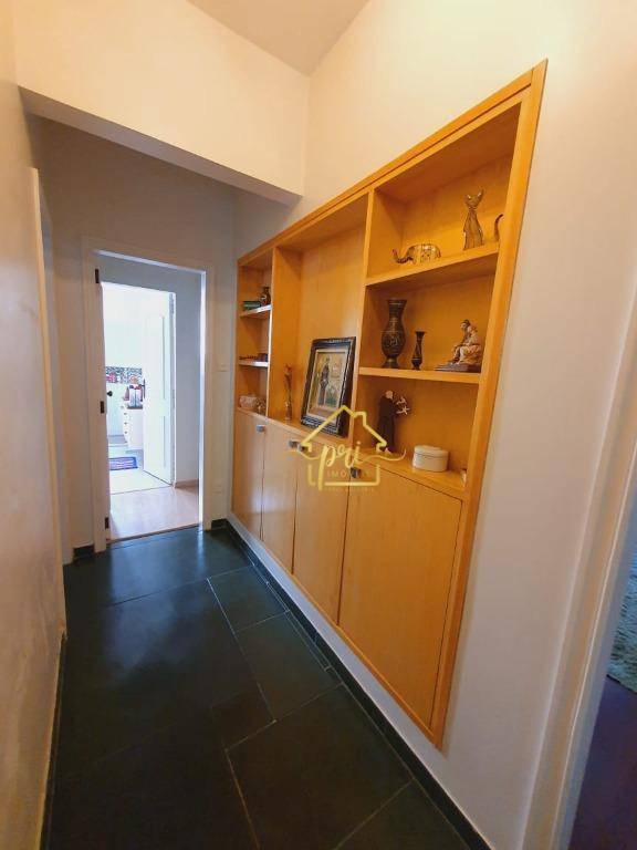 Apartamento à venda com 3 quartos, 200m² - Foto 11