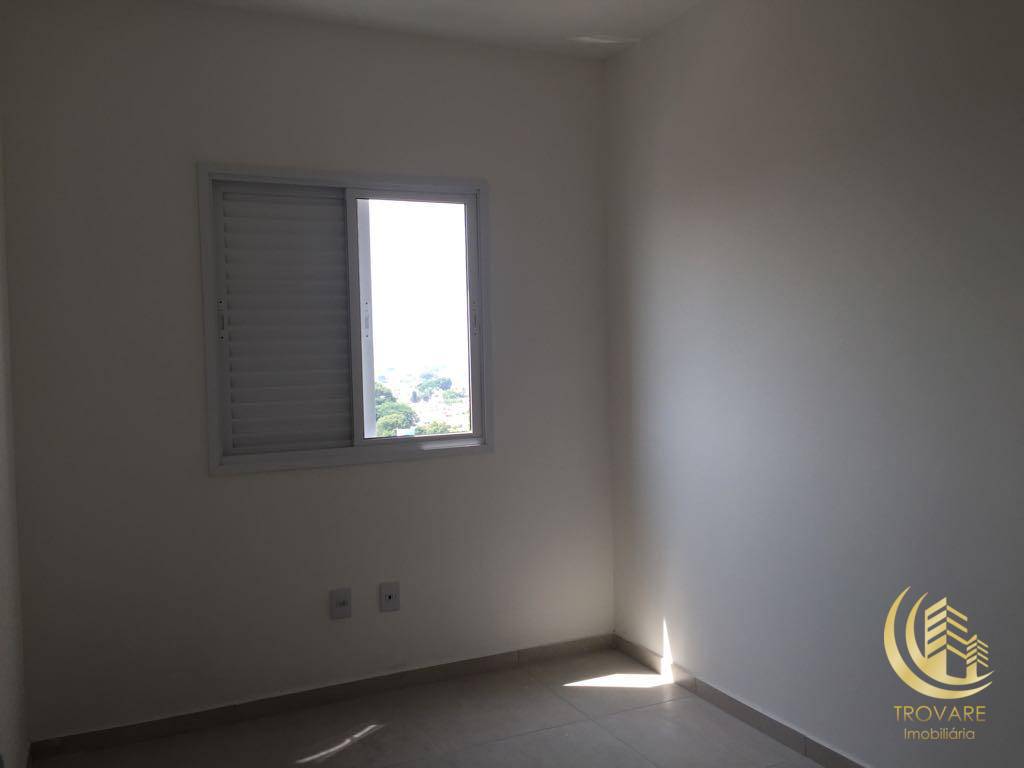 Apartamento à venda com 3 quartos, 73m² - Foto 3