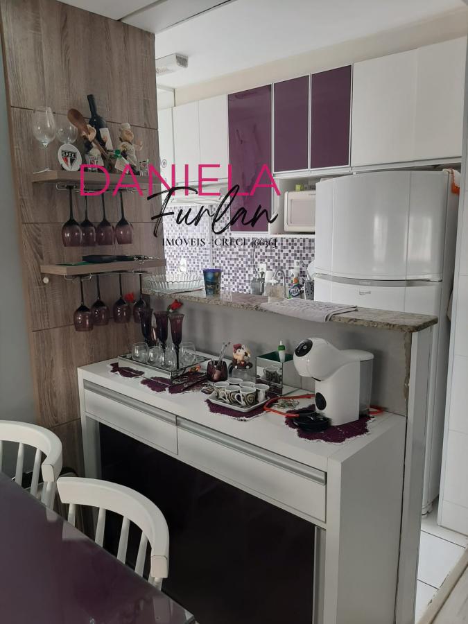 Apartamento à venda com 2 quartos, 47m² - Foto 1