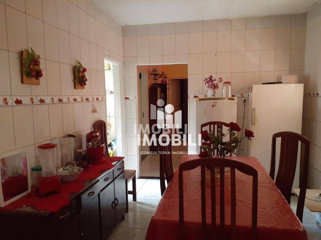 Casa à venda com 6 quartos, 258M2 - Foto 10