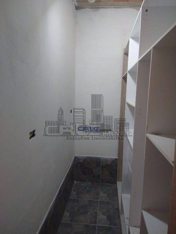 Casa à venda com 5 quartos, 250m² - Foto 42