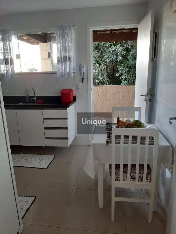 Casa à venda com 5 quartos, 230m² - Foto 20