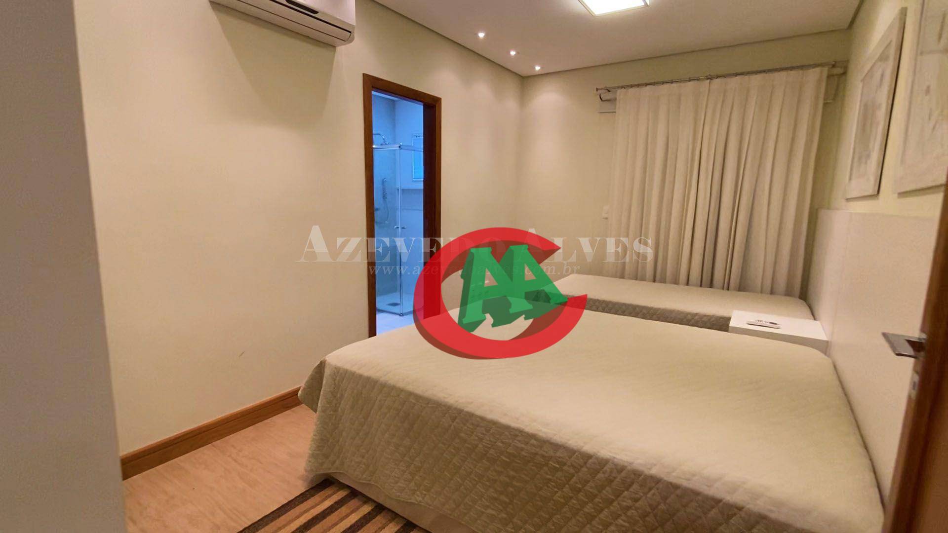 Chácara à venda com 7 quartos, 900m² - Foto 32