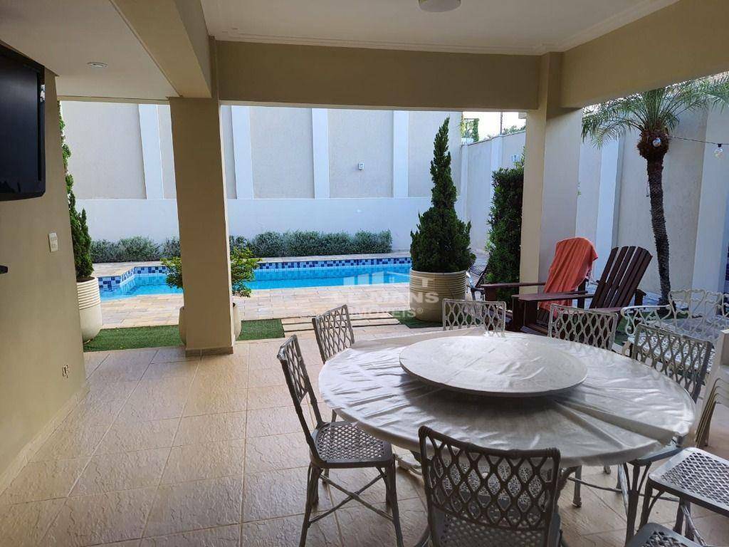 Casa à venda com 4 quartos, 431m² - Foto 19