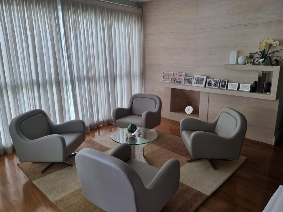 Apartamento para alugar com 3 quartos, 322m² - Foto 1