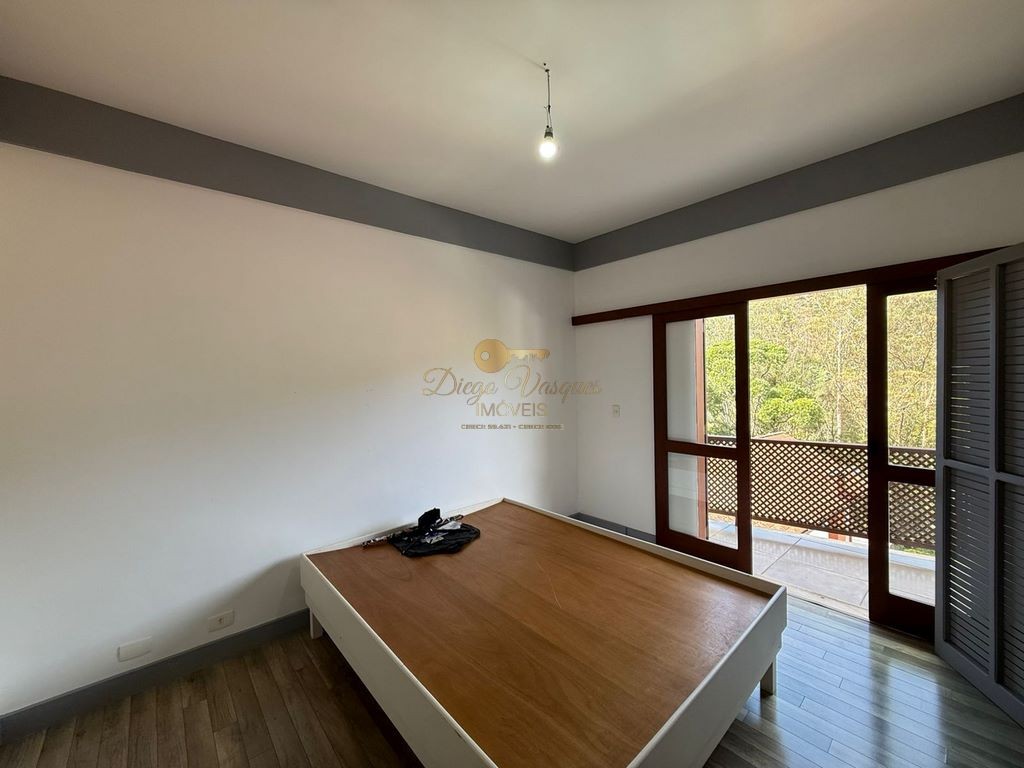 Casa de Condomínio à venda com 3 quartos, 320m² - Foto 17