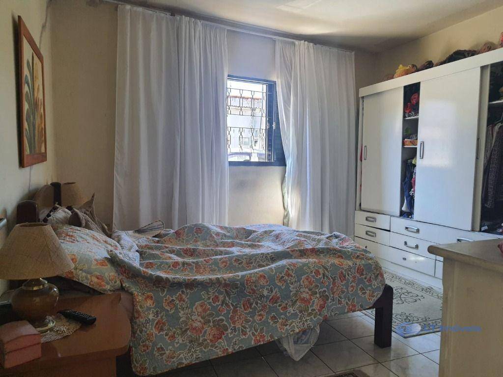 Casa à venda com 3 quartos, 100m² - Foto 32