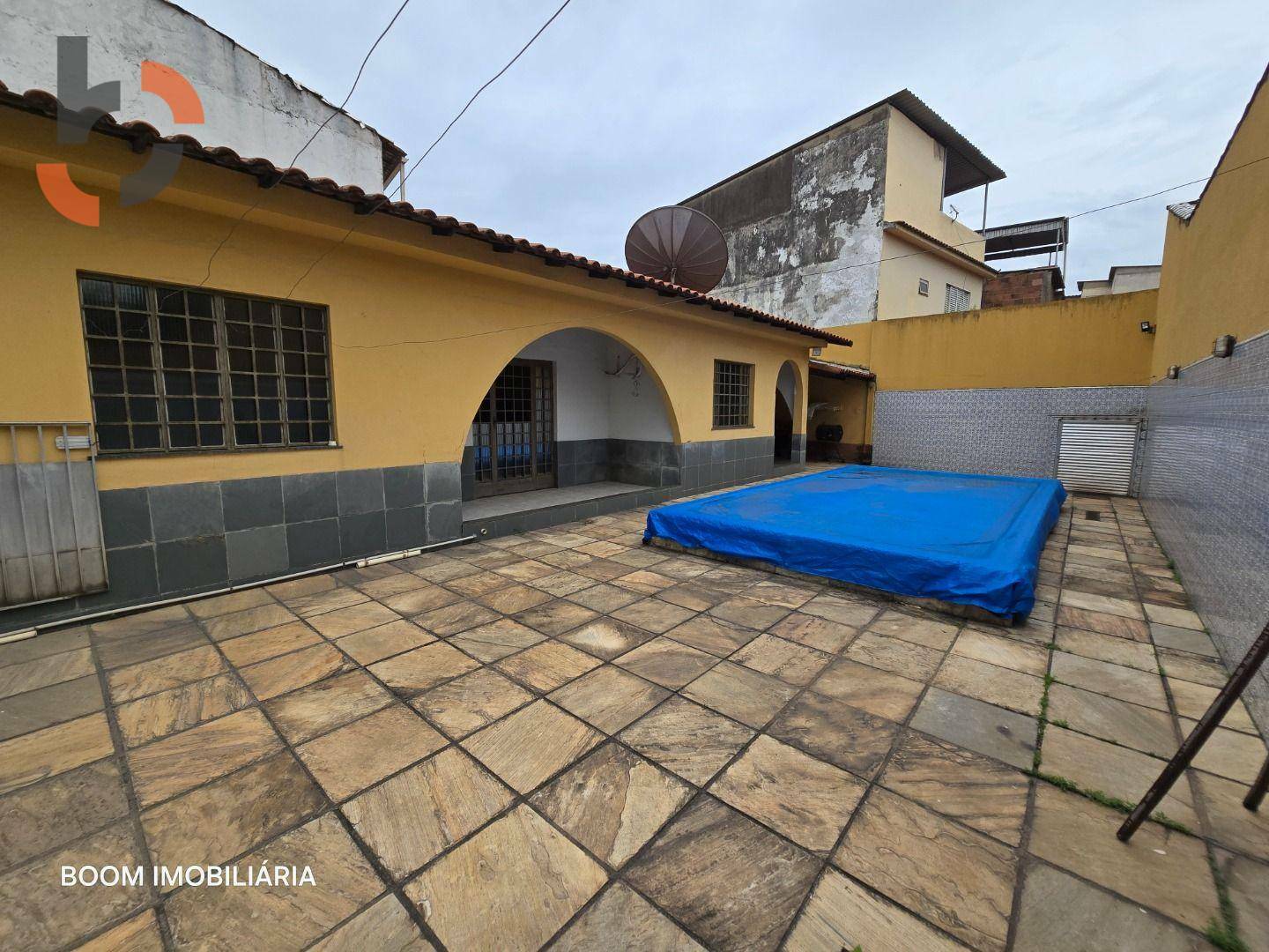 Casa à venda com 4 quartos, 450m² - Foto 14