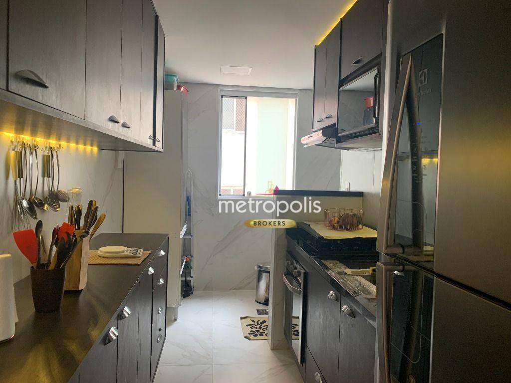 Apartamento à venda com 2 quartos, 65m² - Foto 4