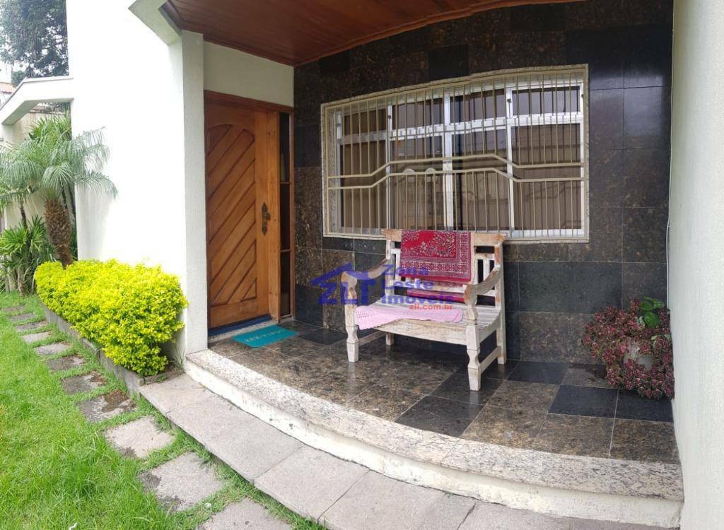 Sobrado à venda com 3 quartos, 187m² - Foto 2