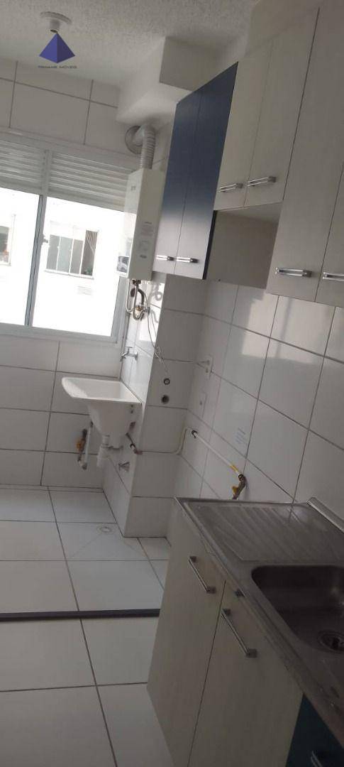 Apartamento à venda com 2 quartos, 42m² - Foto 9