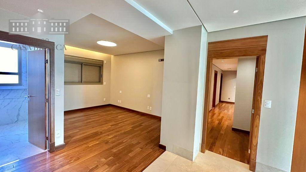 Apartamento à venda com 4 quartos, 336m² - Foto 7