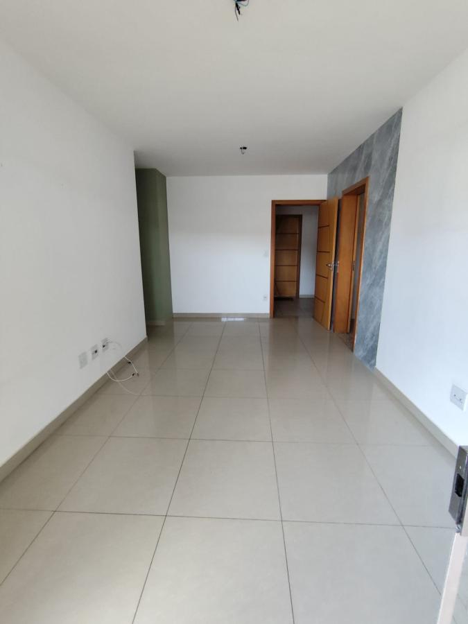 Apartamento à venda com 2 quartos, 122m² - Foto 3