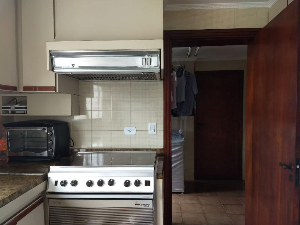 Apartamento à venda com 3 quartos, 167m² - Foto 24