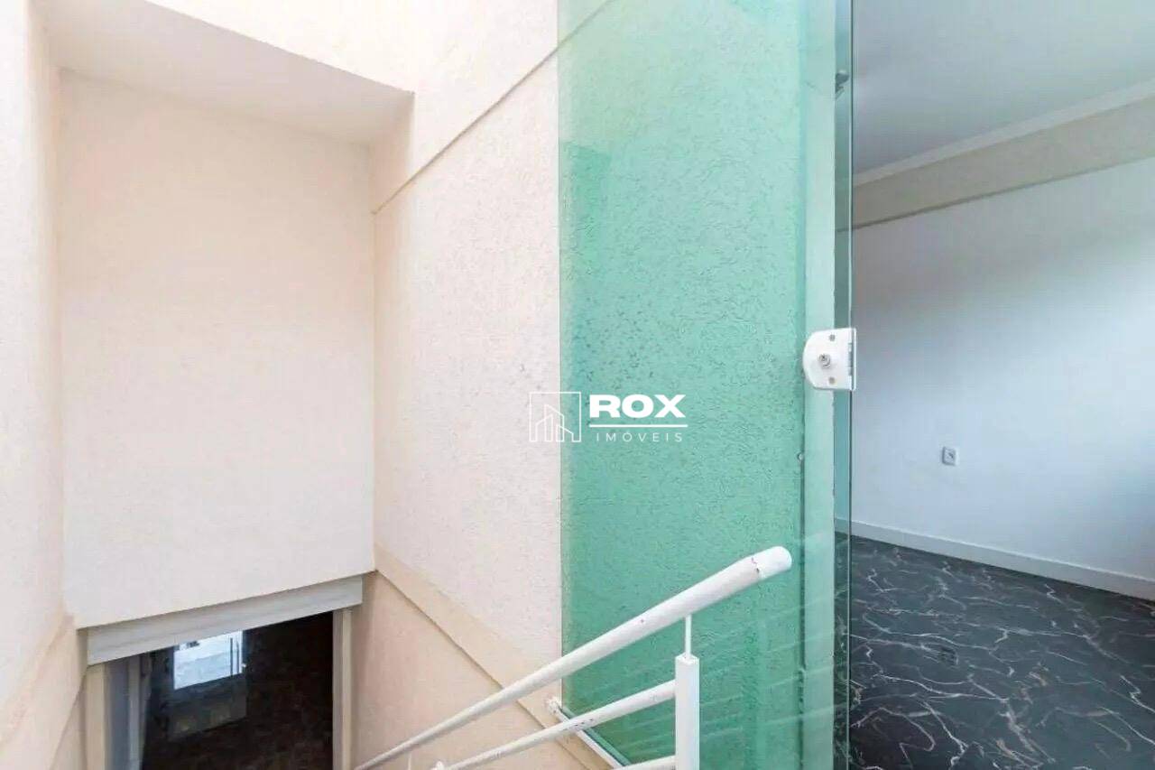 Casa de Condomínio para alugar com 3 quartos, 300m² - Foto 9