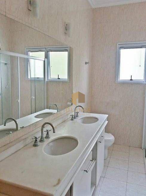 Casa de Condomínio à venda com 3 quartos, 300m² - Foto 18