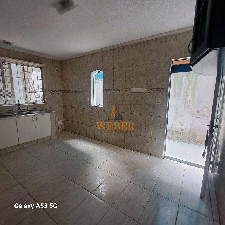 Sobrado à venda com 3 quartos, 240m² - Foto 71