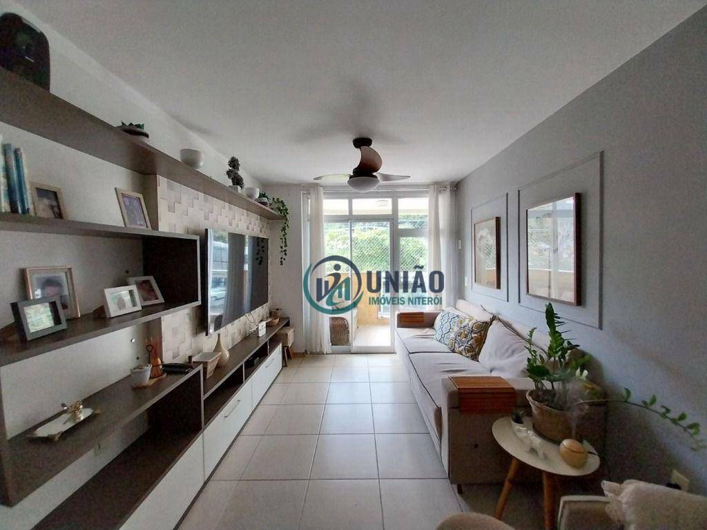 Apartamento à venda com 3 quartos, 140m² - Foto 18