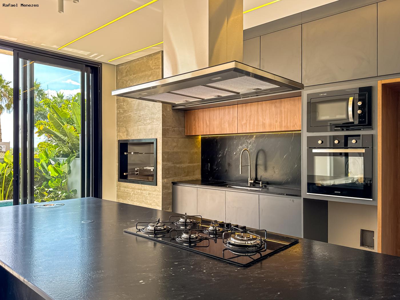 Casa de Condomínio à venda com 3 quartos, 311m² - Foto 5