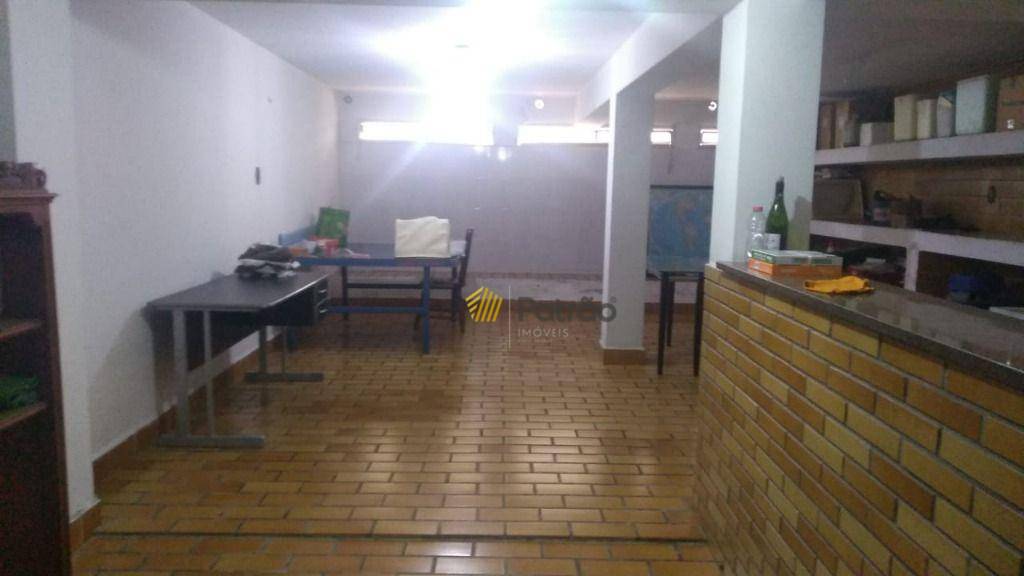 Sobrado à venda com 3 quartos, 432m² - Foto 64