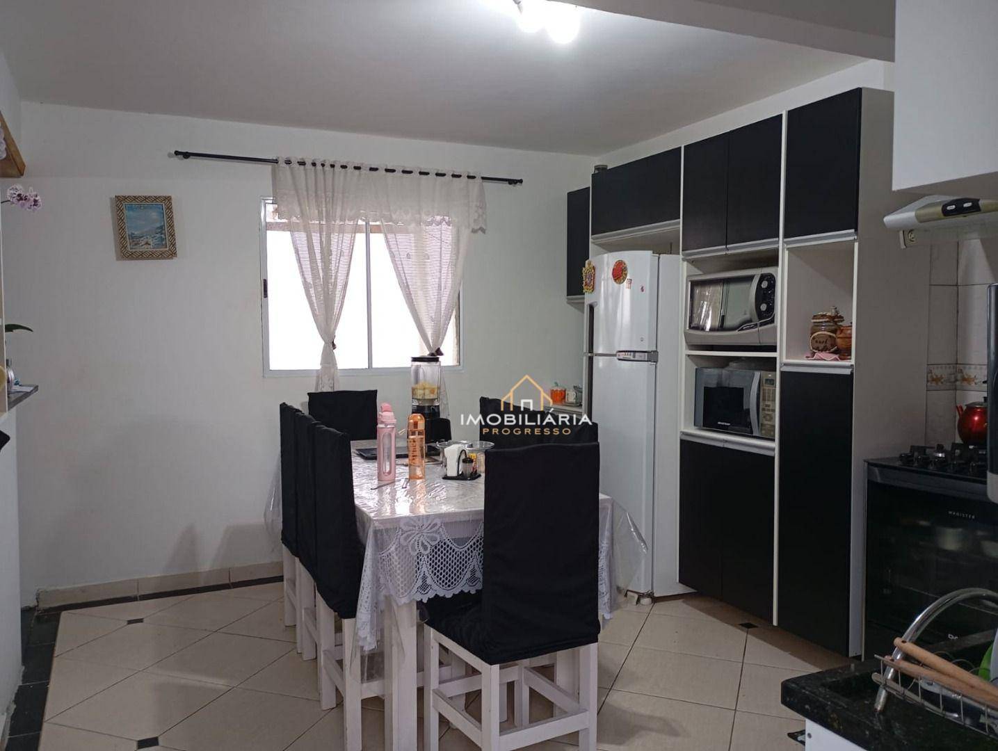 Sobrado à venda com 3 quartos, 94m² - Foto 1