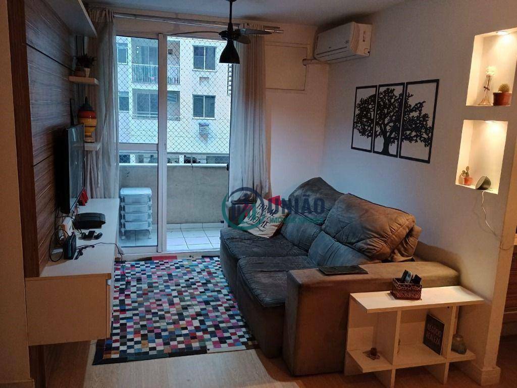 Apartamento à venda com 2 quartos, 69m² - Foto 12