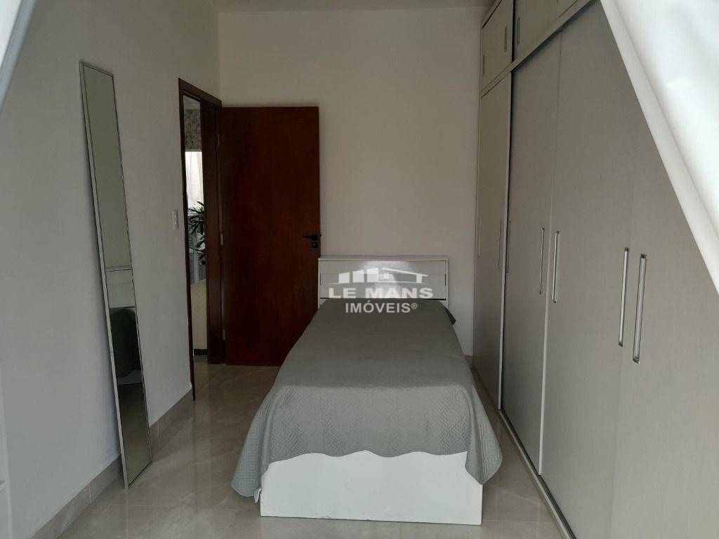 Casa à venda com 4 quartos, 155m² - Foto 8